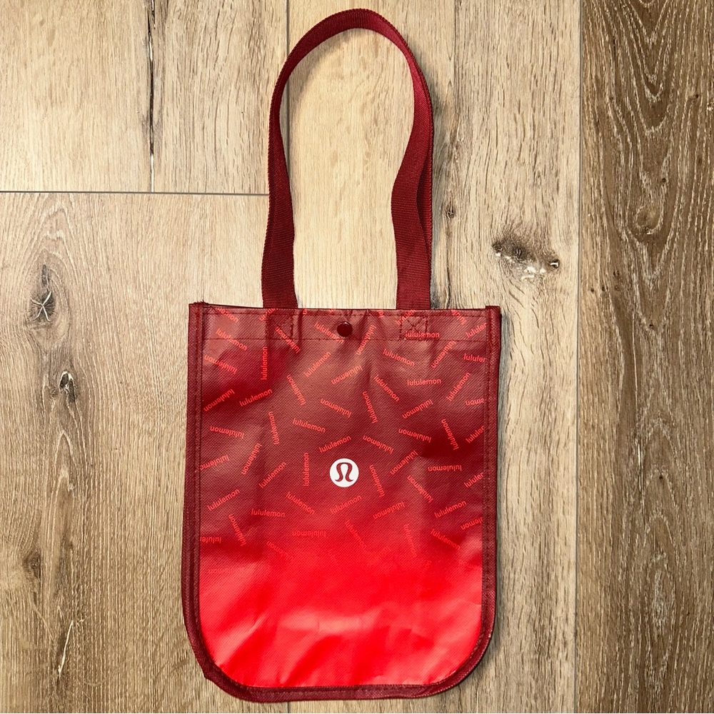 NWOT Red Lululemon Tote Bag Reusable Snap Closure